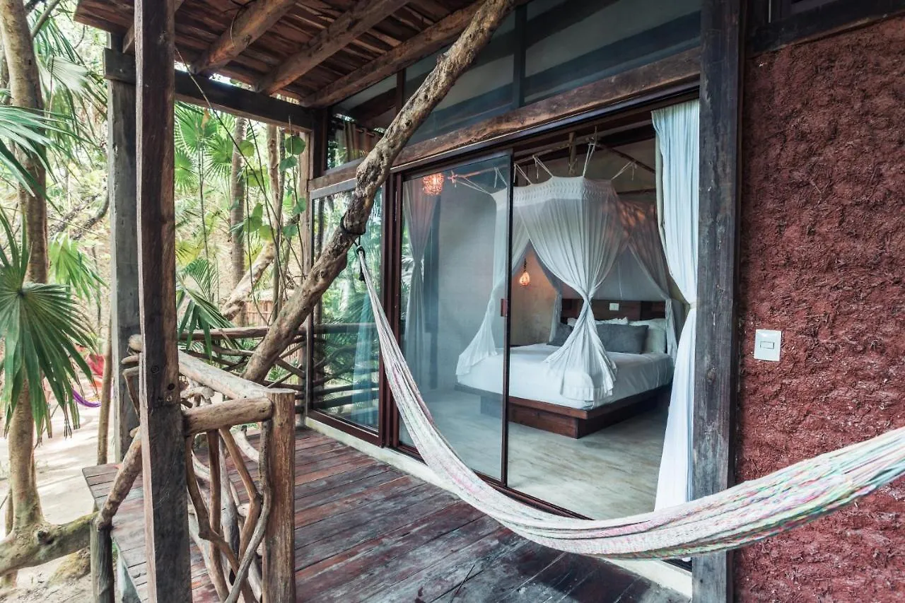 Hidden Treehouse Tulum Eco-Hotel Otel